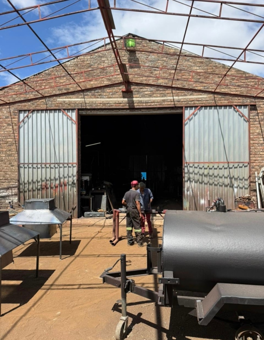 Commercial Property for Sale in Graaff-Reinet Eastern Cape